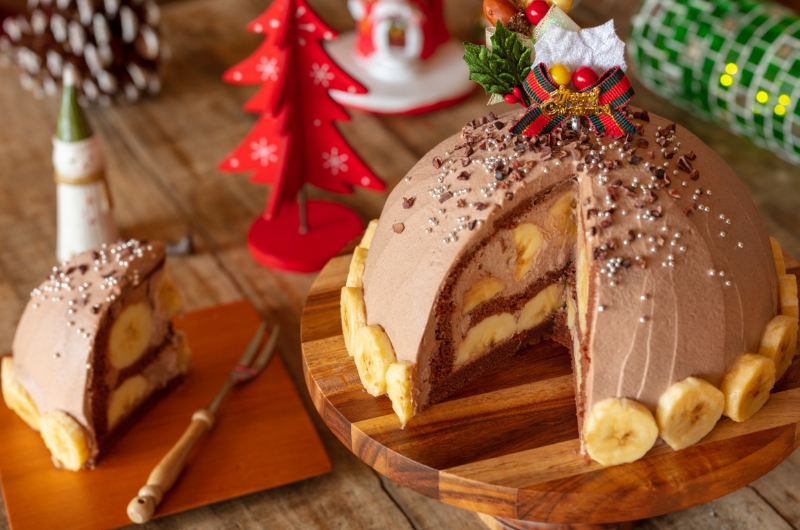 バナナのクリスマスドームケーキ
