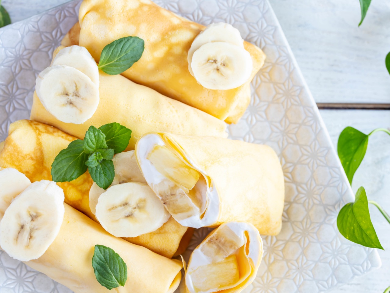 【39】バナナとパイナップルのパーティークレープ